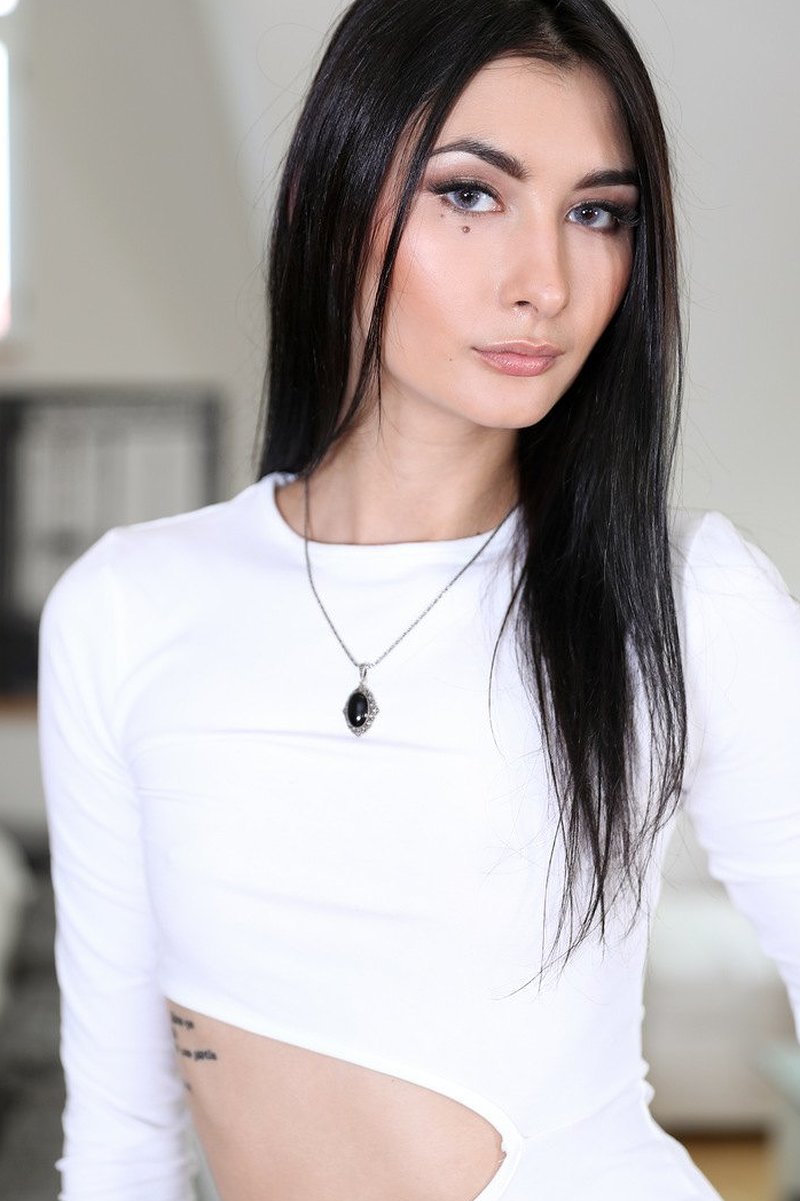 Люда, 18 лет, 1 размер груди